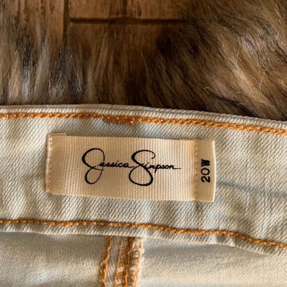 Jessica Simpson Jean's Adored High Rise Ankle - Picture 10 of 13